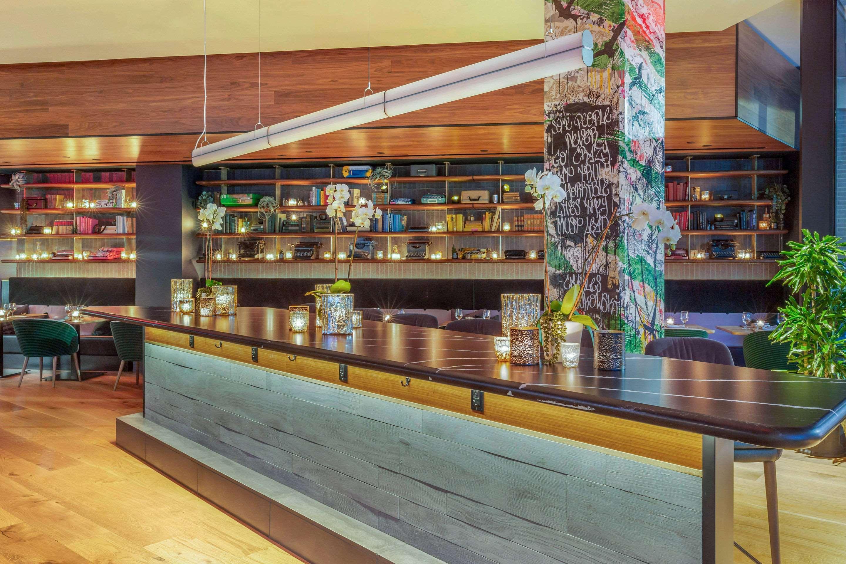 Cambria Hotel Boston Downtown - Seaport Dış mekan fotoğraf