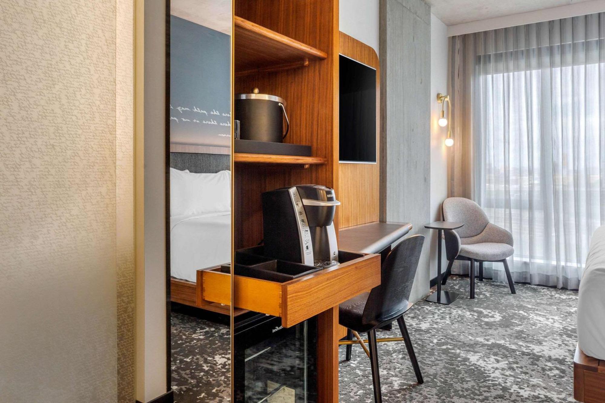 Cambria Hotel Boston Downtown - Seaport Dış mekan fotoğraf