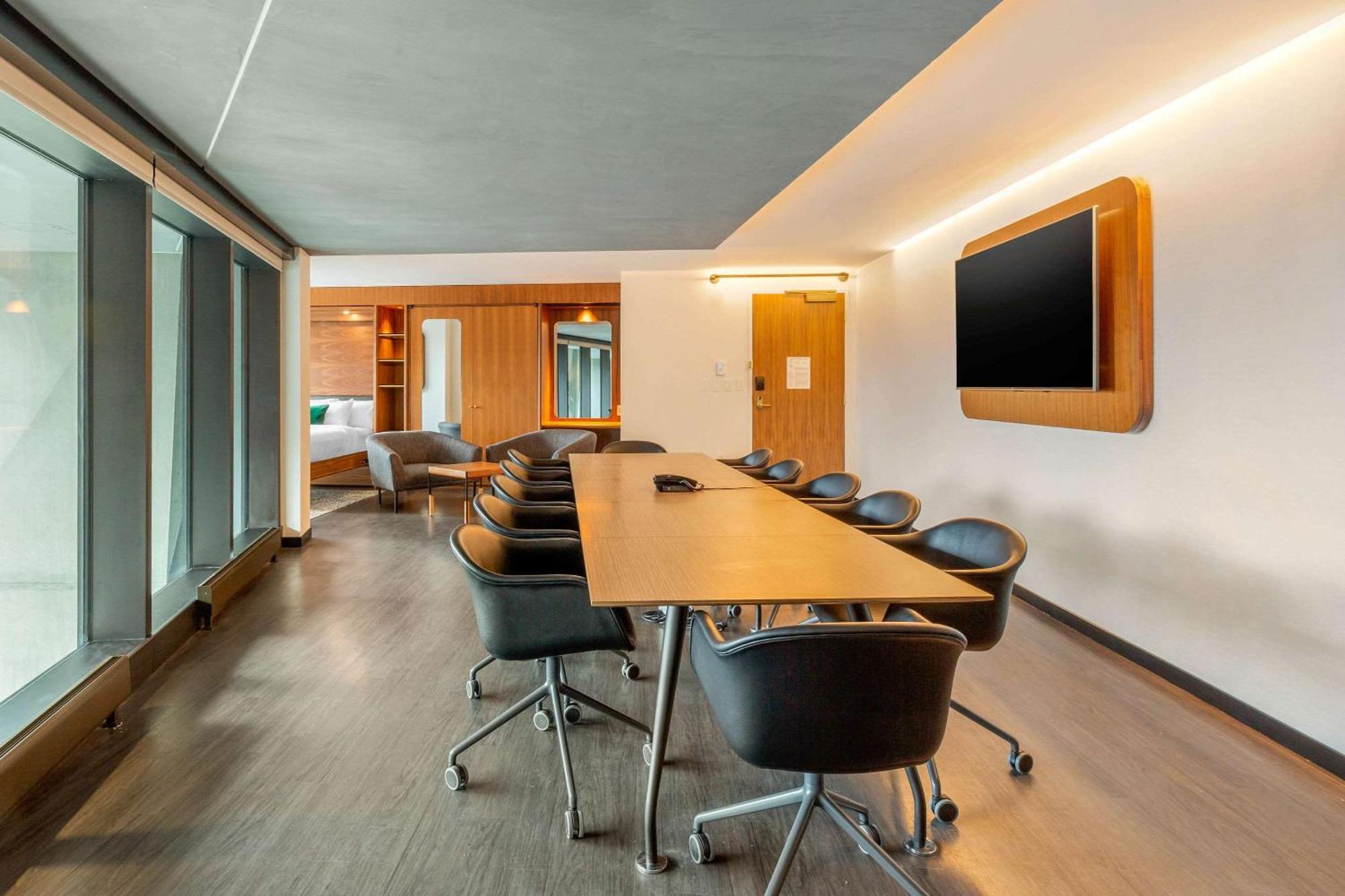 Cambria Hotel Boston Downtown - Seaport Dış mekan fotoğraf
